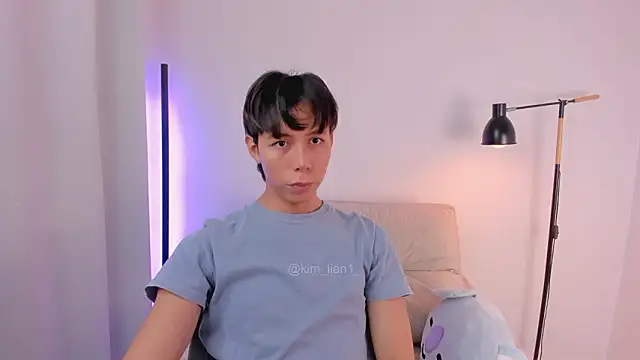 kim lian21 online show from February 25, 3:10 pm