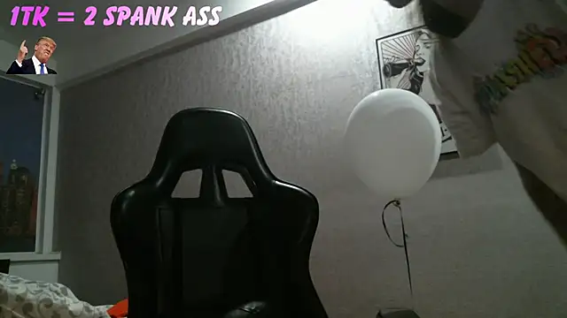 izilizi 23 online show from April 23, 5:37 pm