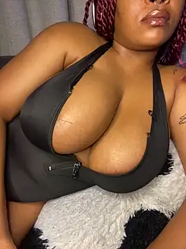 YellowHoneyDip online show from February 7, 5:16 pm