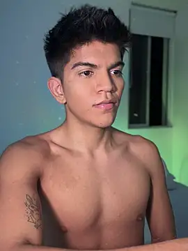 santiago 01 online show from February 7, 4:59 am