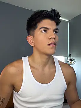 santiago 01 online show from September 28, 8:36 pm