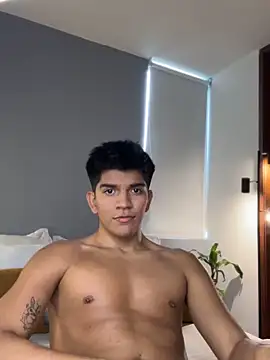 santiago 01 online show from April 23, 8:55 pm