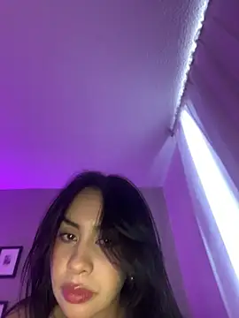 Snapshot of romma95 chatting on June 12, 7:57 pm romma95 online show from June 12, 7:57 pm