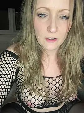 HoneyBluex online show from March 10, 8:12 pm