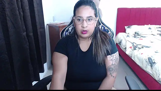 Snapshot of KathyHardcore69 chatting on October 20, 2:56 am KathyHardcore69 online show from October 20, 2:56 am