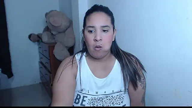 Snapshot of KathyHardcore69 chatting on November 18, 3:34 am KathyHardcore69 online show from November 18, 3:34 am