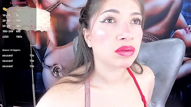 Snapshot of miss__pamela chatting on December 12, 11:07 am miss  pamela online show from December 12, 11:07 am