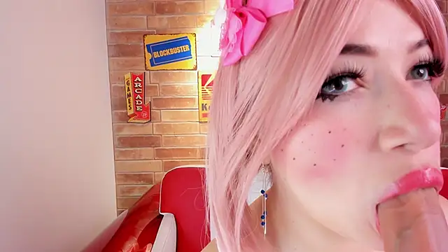 Snapshot of miss__pamela chatting on October 7, 11:07 am miss  pamela online show from October 7, 11:07 am