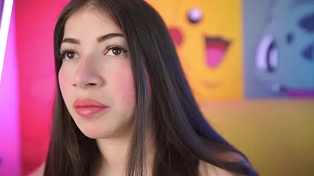 miss  pamela online show from April 7, 11:10 am