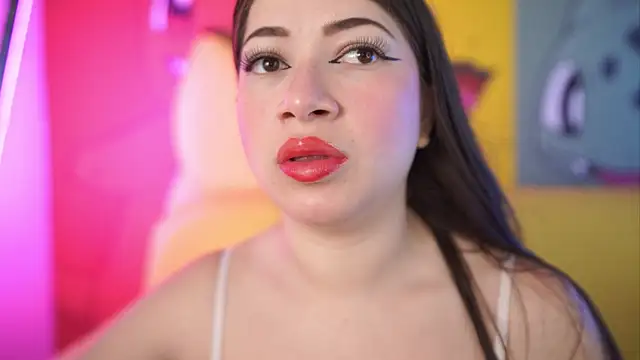 miss  pamela online show from April 22, 11:01 am