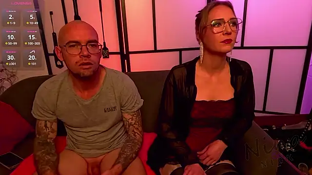 Snapshot of NinaNick chatting on March 1, 12:56 am NinaNick online show from March 1, 12:56 am