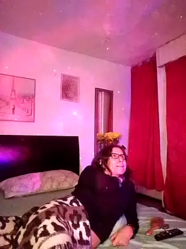 Cameron puppy online show from September 17, 6:04 am