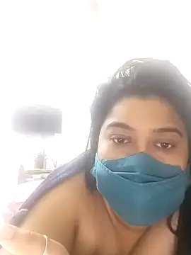 Snapshot of indianlisa5 chatting on January 22, 4:13 am indianlisa5 online show from January 22, 4:13 am