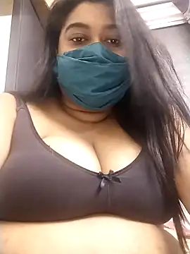 Snapshot of indianlisa5 chatting on February 23, 7:38 pm indianlisa5 online show from February 23, 7:38 pm