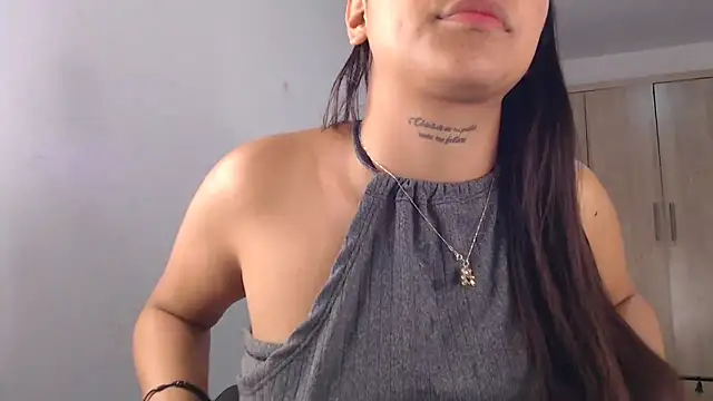 fairylatin222 online show from February 24, 1:13 am