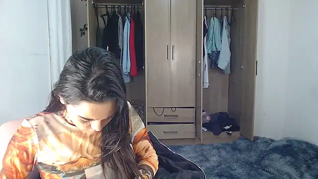 fairylatin222 online show from March 4, 11:11 pm