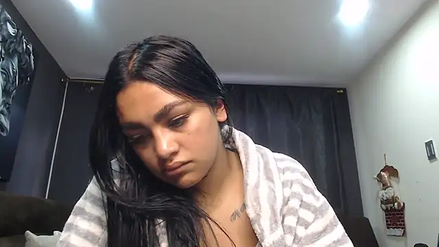 fairylatin222 online show from December 14, 10:03 pm