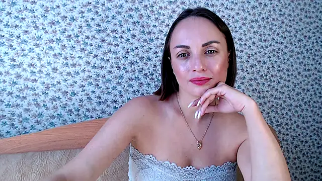 Snapshot of Tinadream20 chatting on May 22, 6:42 am Tinadream20 online show from May 22, 6:42 am
