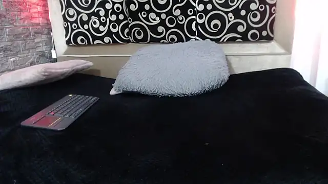 Cloee66 online show from December 24, 7:22 pm