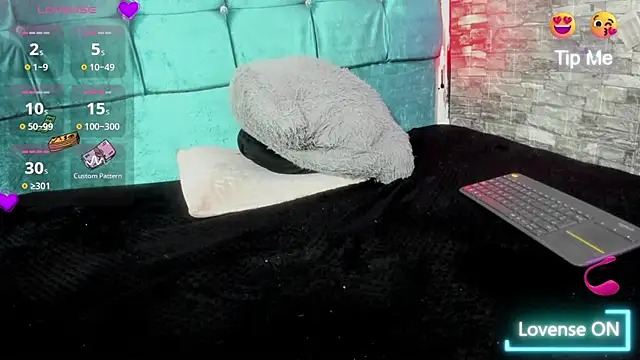 Cloee66 online show from October 24, 12:56 pm