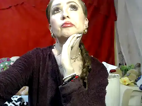 hottieperla online show from October 29, 7:48 pm