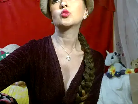 hottieperla online show from March 13, 3:07 pm