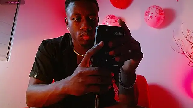 Snapshot of mike_wallace chatting on February 14, 11:53 pm mike wallace online show from February 14, 11:53 pm