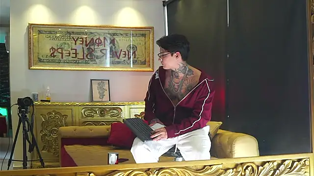 dantecoppolaa  online show from March 15, 9:21 pm