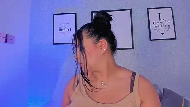 Natasha harper online show from April 24, 1:24 pm