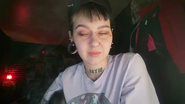 MoorderxDoll online show from March 2, 11:07 am