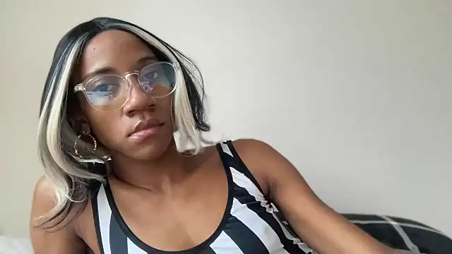 cutiesigh online show from October 4, 8:51 pm