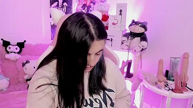 Sachi Meow online show from December 21, 3:30 pm