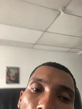 Aaronblack1  online show from April 3, 6:28 pm