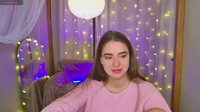 LovelyJessie online show from January 4, 2:25 pm