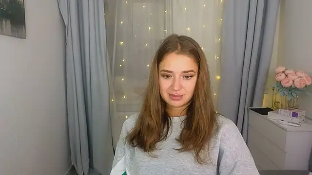 LovelyJessie online show from March 4, 2:10 pm