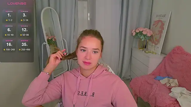 LovelyJessie online show from October 8, 8:56 am