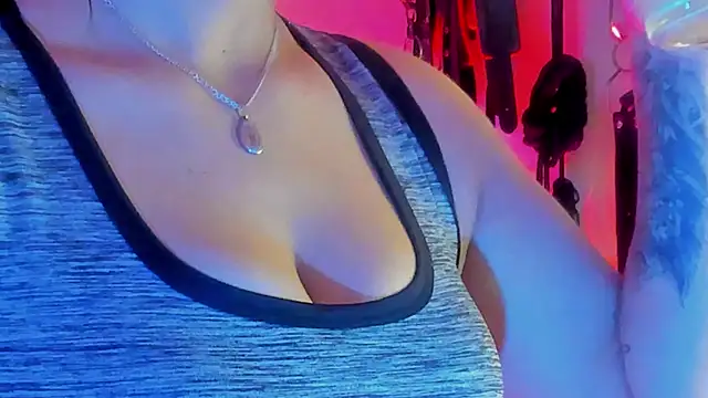 scarlet-kennedy98 online show from November 25, 9:26 pm