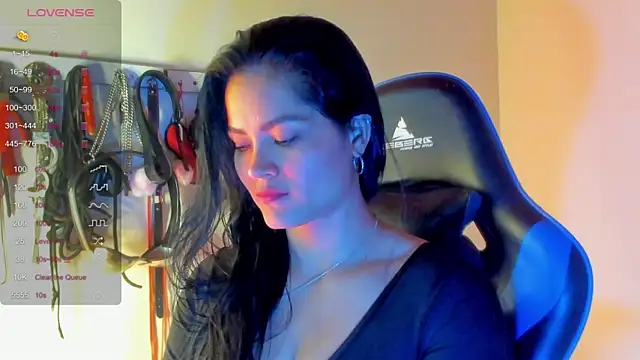 scarlet-kennedy98 online show from May 4, 8:05 pm