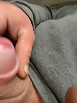 vanho29 online show from April 11, 1:37 pm