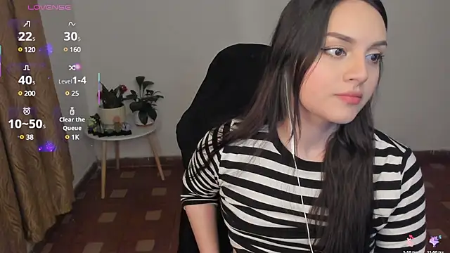 Snapshot of anaveleeez chatting on February 28, 2:31 am anaveleeez online show from February 28, 2:31 am