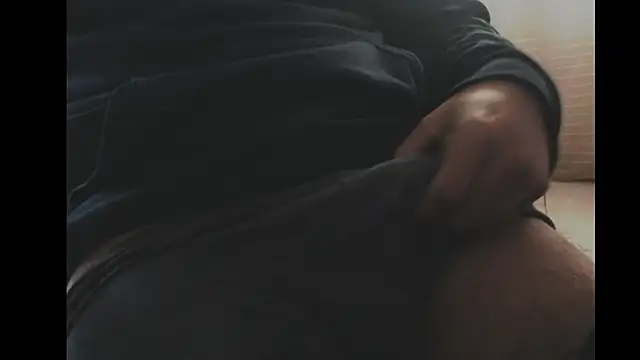 Snapshot of Mich_XxX chatting on January 14, 5:12 pm Mich XxX online show from January 14, 5:12 pm