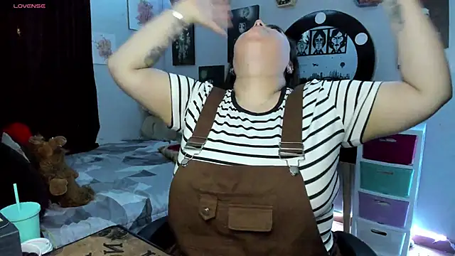 Luise Meyrink online show from September 28, 3:45 am