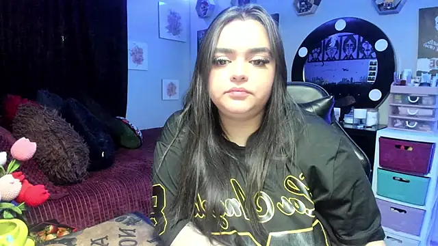 Luise Meyrink online show from April 15, 2:40 am