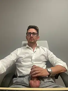 masterboss  online show from July 17, 11:39 am