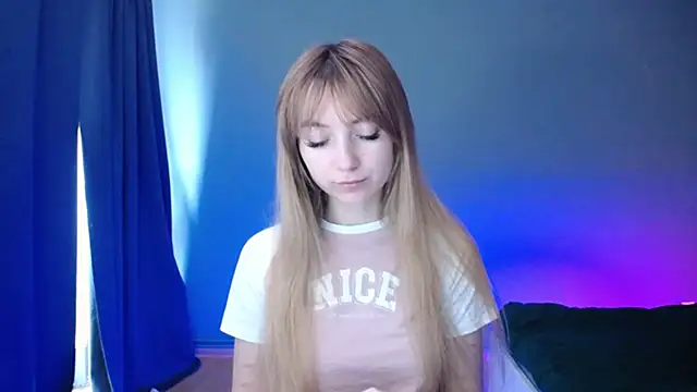 LuciaYoung online show from March 2, 10:03 am