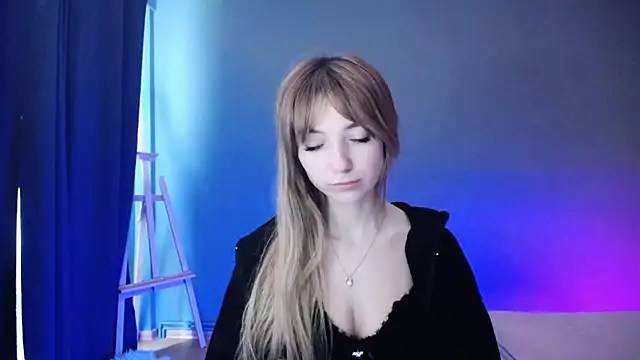 LuciaYoung online show from March 8, 6:32 am