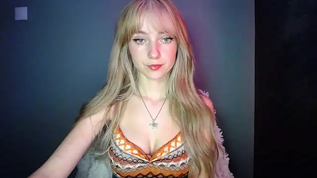 LuciaYoung online show from November 9, 7:56 pm