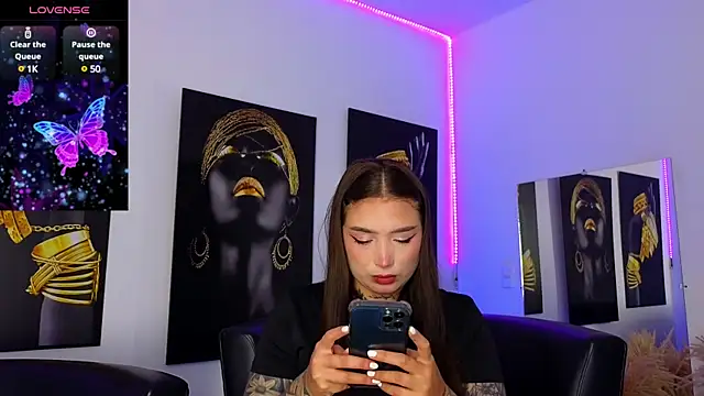  brenna hanson online show from February 18, 1:44 pm