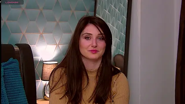 KassieWeins online show from February 18, 2:38 am