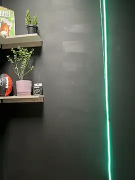 raymon616 online show from March 18, 9:40 pm